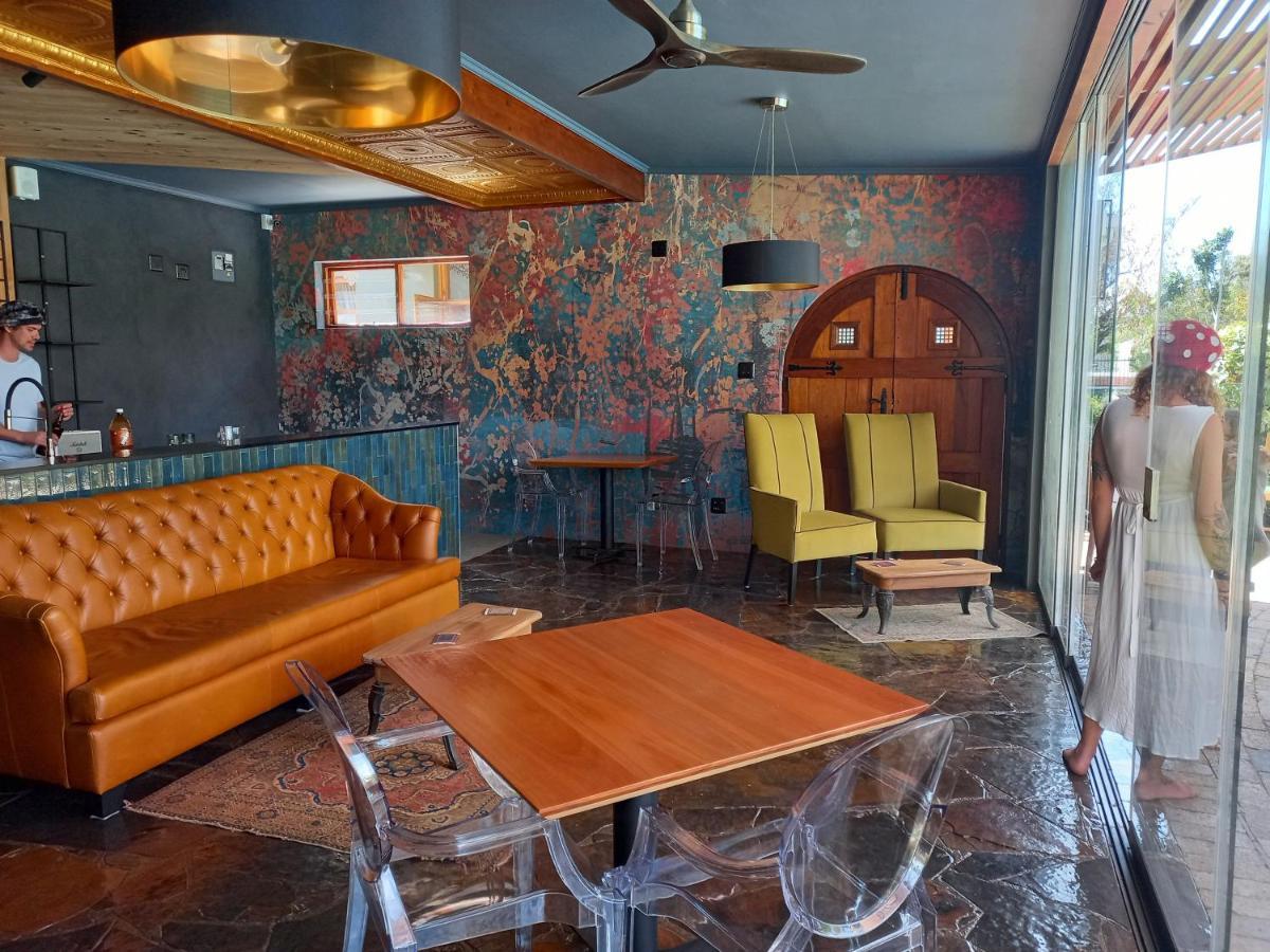 La Pension Guest House Oudtshoorn Esterno foto