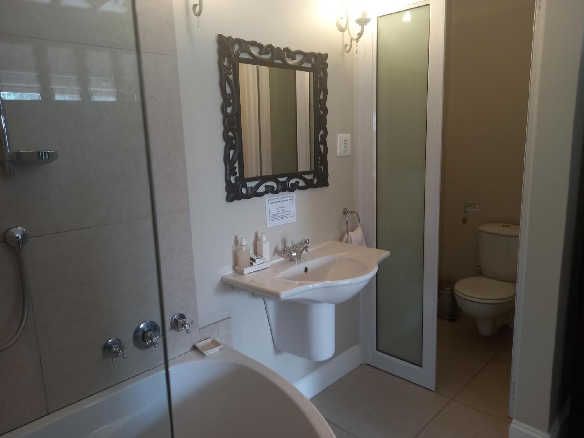 La Pension Guest House Oudtshoorn Esterno foto