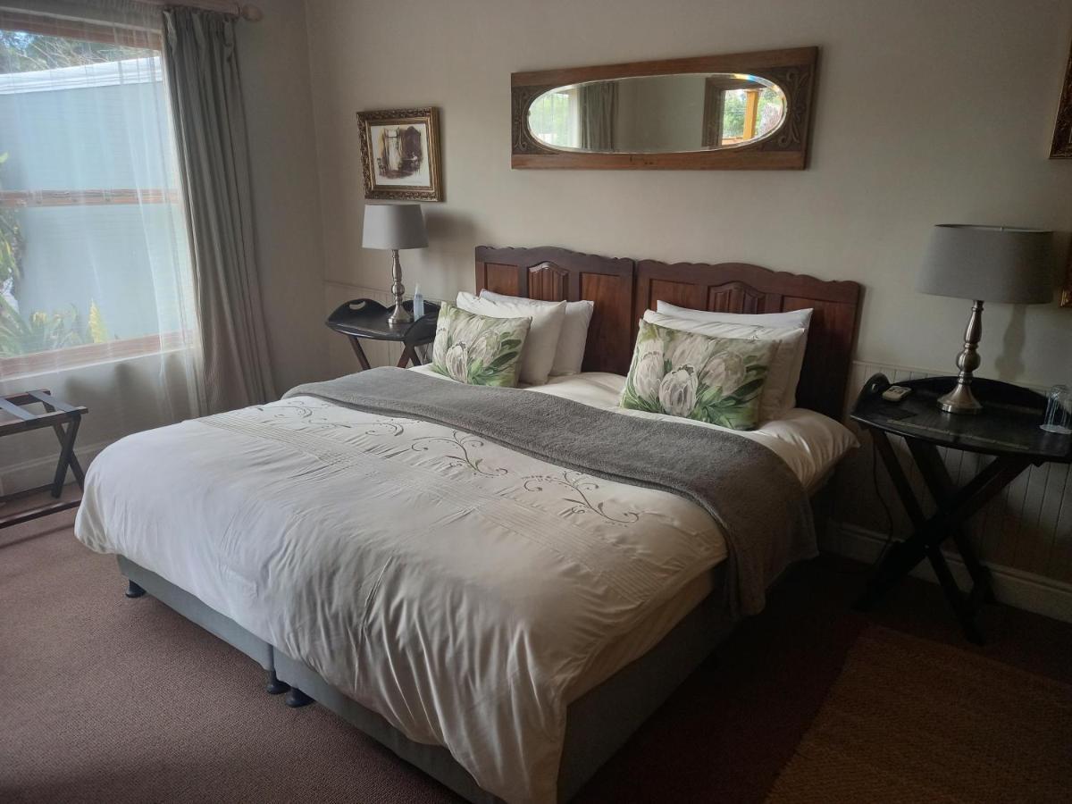 La Pension Guest House Oudtshoorn Esterno foto